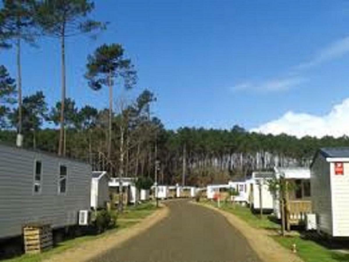 Mobilhome Saint Julien En Born Buitenkant foto