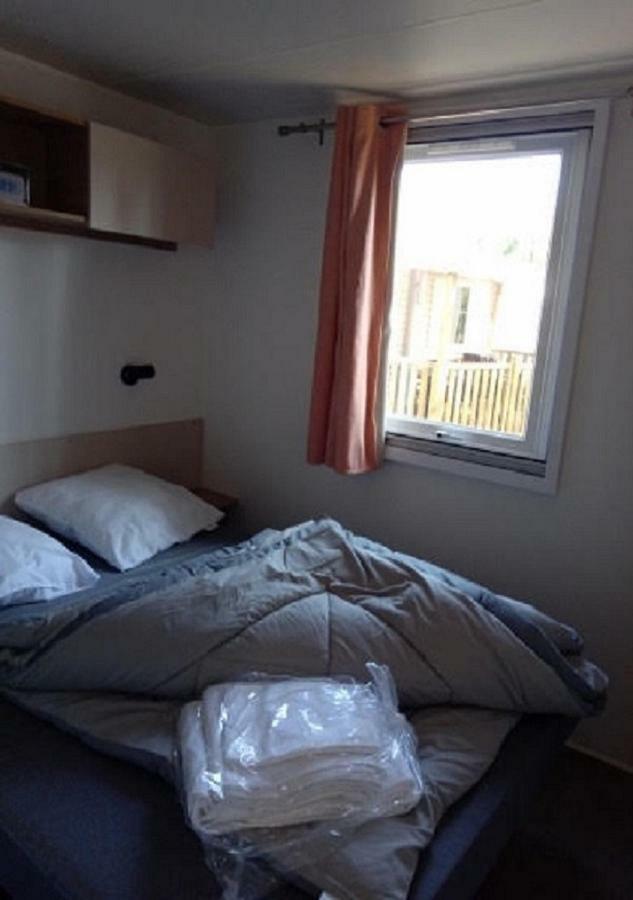 Mobilhome Saint Julien En Born Buitenkant foto